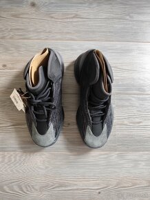 Adidas Yeezy QNTM Onyx, veľkosť 44, NOVÉ, zľava 50% - 5