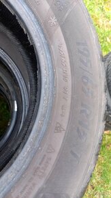 195/65R15. 95H. Nokian zimné - 5