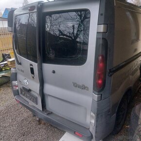 Renault Trafic Vivaro blatníky TOP a díly - 5