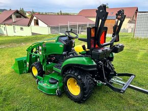 Traktor John Deere - 5