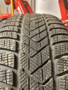 Pirelli Sottozero 3 245/45 R18 DOT 2022 - 5