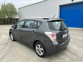 Toyota Verso 2.0 I D-4D 125 Premium - 5