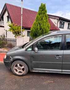 Predám Volkswagen Touran - 5