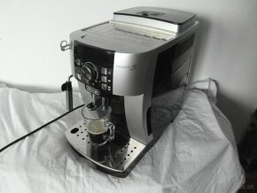 DeLonghi Magnifica S - 5