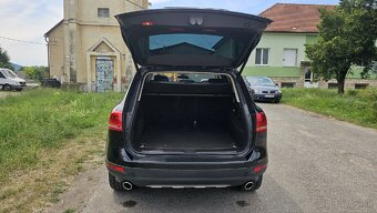 VW Touareg, 180kw, 223tis km, ACC, Panorama, Tazne - 5