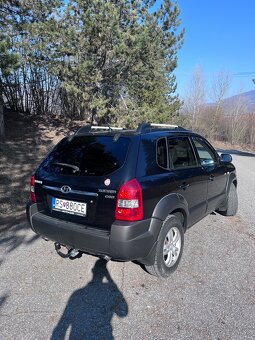 Hyundai Tuscon 2.0 Crdi 4WD - 5