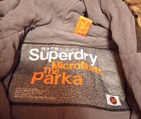 Superdry čierna parka - 5