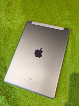 iPad Apple 6 Gen 32 GB biely - 5