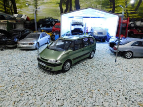 model auta Renault Espace 3 Otto mobile 1:18 - 5