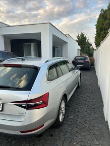 Škoda superb  2.0 TDI 147 DSG 4x4 STYLE - 5