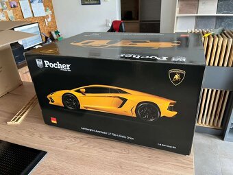 Pocher 1:8 Lamborghini Aventador LP700-4 - 5