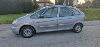 Citroën Xsara Picasso 1.6 benzín 2003 - 5