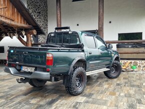 Toyota Hilux 2.5 D-4D 4X4 UKÁŽKOVÝ STAV - 5