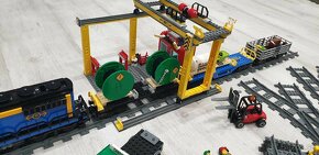 LEGO VLAK 60052 CARGO TRAIN - 5