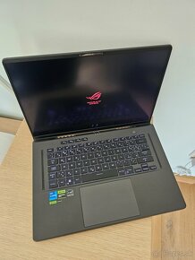 Predám notebook Asus ROG Zephyrus G16 - 5