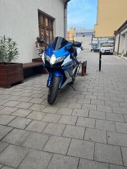 Suzuki Gsxr 750 - 5