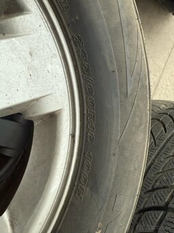 Pneu Nexen 235/60 R16 + Alu disky org. Kia 5x114,3 - 5