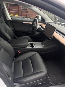 Tesla Model 3 SR LFP 60 AMD - 5