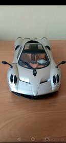 Model 1:18 Pagani Huayra od f. Motor Max - 5