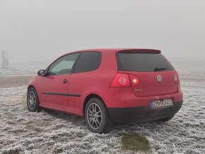 Volkswagen Golf V 1.9TDI - 5