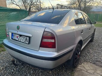 Škoda Octavia 1.6 Benzin Rok výroby 2000 - 5