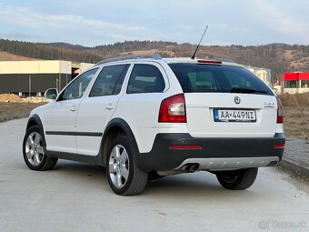 Škoda Octavia Combi Scout 2.0 TDI 4x4 Xenon Alcantara - 5