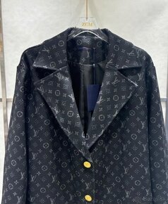 Kabát Louis Vuitton v. M a L - 5