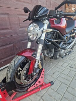 Ducati Monster 696 - 5