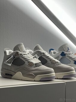 Nike Air Jordan 4 Retro "Frozen Moments" - 5