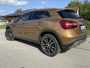 Mercedes-Benz GLA 200d - 5