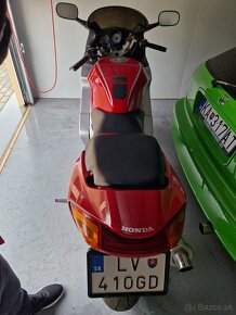 Honda VFR 800 FI - 5