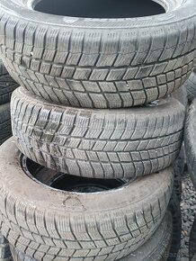 205/60r16 - 5