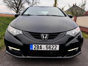 Honda Civic 2.2i-DTEC 110KW r.v 9/2013 naj 134tkm Výbava: Mu - 5