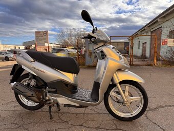 2010 SYM EVO 125 ccm naj. 100 km 10 kW po servisu - 5