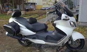 Suzuki Burgman 650 executive r.v. 2012 - 5