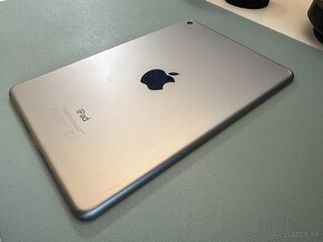 iPad Mini 4 128GB - 5