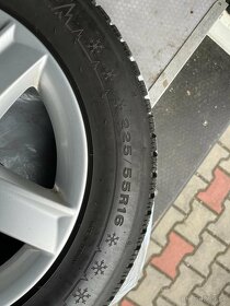 Dunlop M+S 225/55 R16 95H + Pirelli Sottozero M+S 225/55 R16 - 5