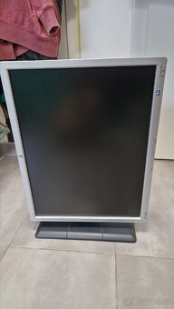 Monitor HP LP2065 - PN: EF227A - 20.1" - 5