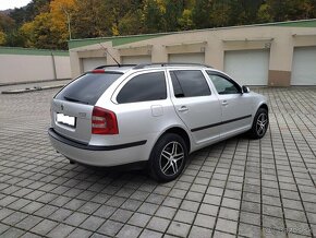 Škoda Octavia Combi 2 1,9 TDI 77kw 4x4 Elegance - 5