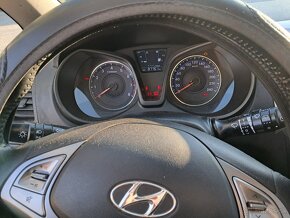 Predám Hyundai iX20 1,4 benzin Comfort (5/2012) - 5