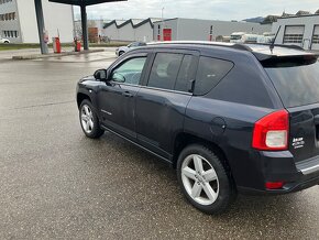 Predám jeep compass 2.2 ,120kw - 5