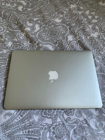 Apple MacBook Air 13 early 2015 - 5