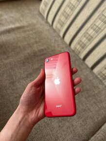 Iphone SE 2020 64GB red - 5