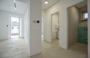 GESTTO | 4-IZBOVÁ NOVOSTAVBA RD NA PREDAJ | HOLODOM | 431m² - 5