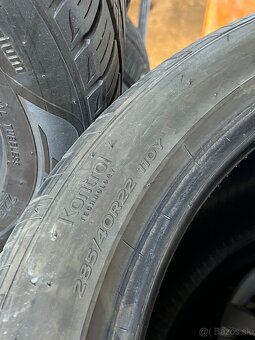 Hankook 285/40 R22 - 5