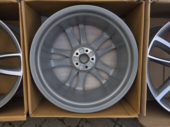 5x112 R20 Audi A8 S8 Nepoužite - 5