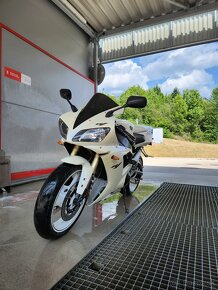 Predam Yamaha YZF R1 - 5