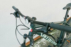 Predám horský bicykel SPECIALIZED Rockhopper sport 29   X L - 5