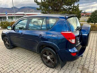 Toyota RAV4 2,2D - 5