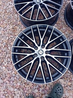 5x112 r19 zimne 225/35 continental - 5